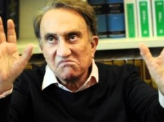 Emilio Fede inchiesta sui fotomontaggi hot, il PM: “Vada a processo”