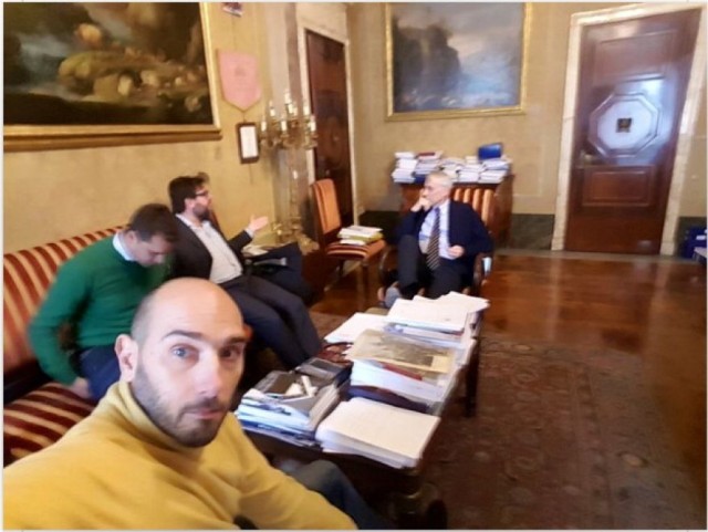 Scali ferroviari, il centrodestra occupa l’aula per protesta