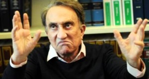 Emilio Fede inchiesta sui fotomontaggi hot, il PM: “Vada a processo”